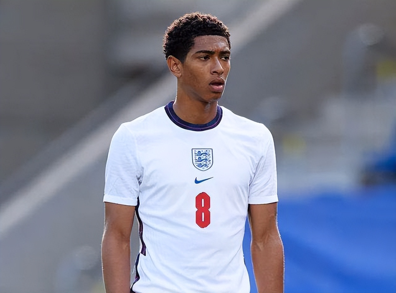 率队夺冠后，梅西蝉联美职联年度MVP