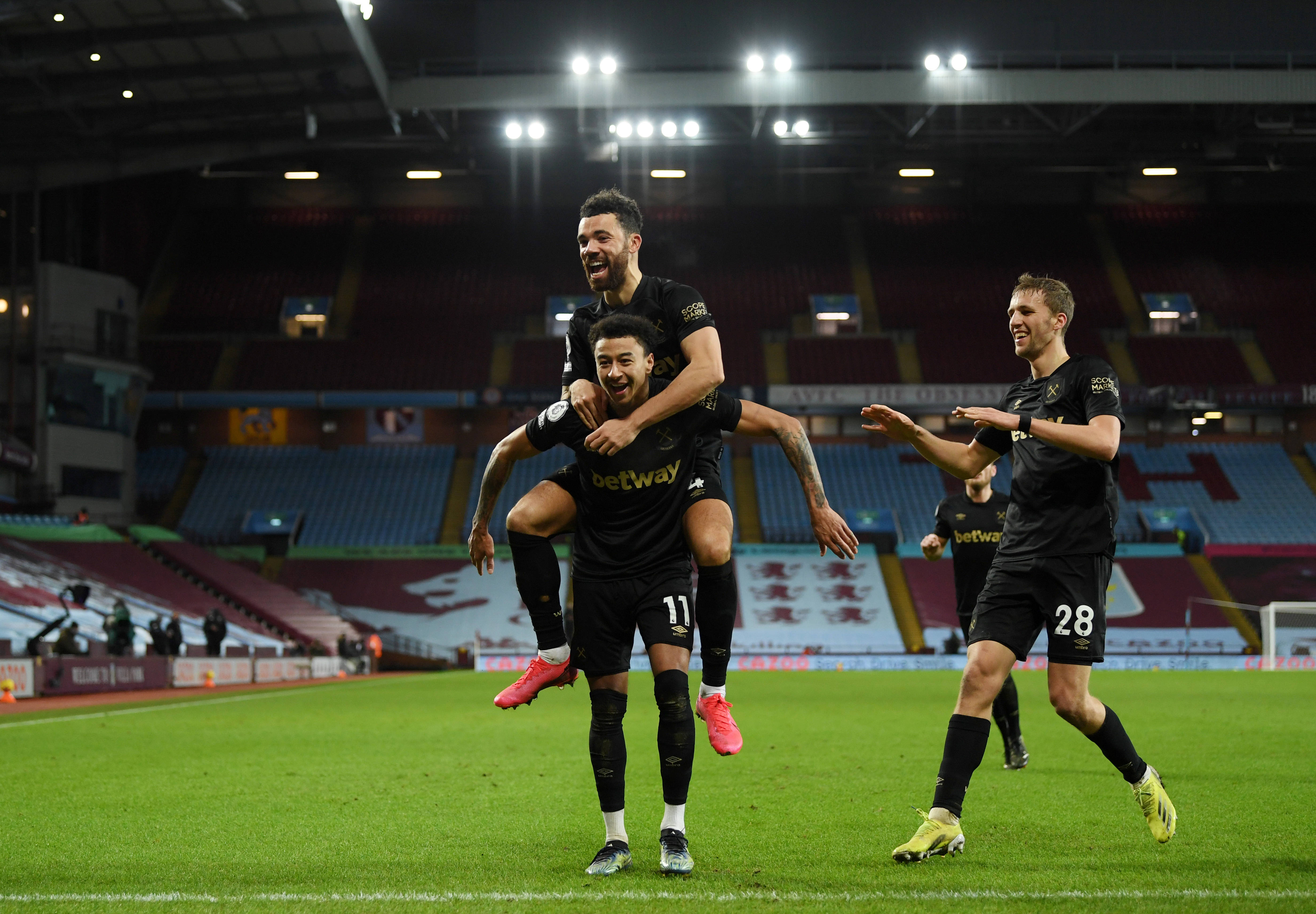 英超战报：哈钦森助攻，热苏斯头球制胜，森林1-0客胜狼队