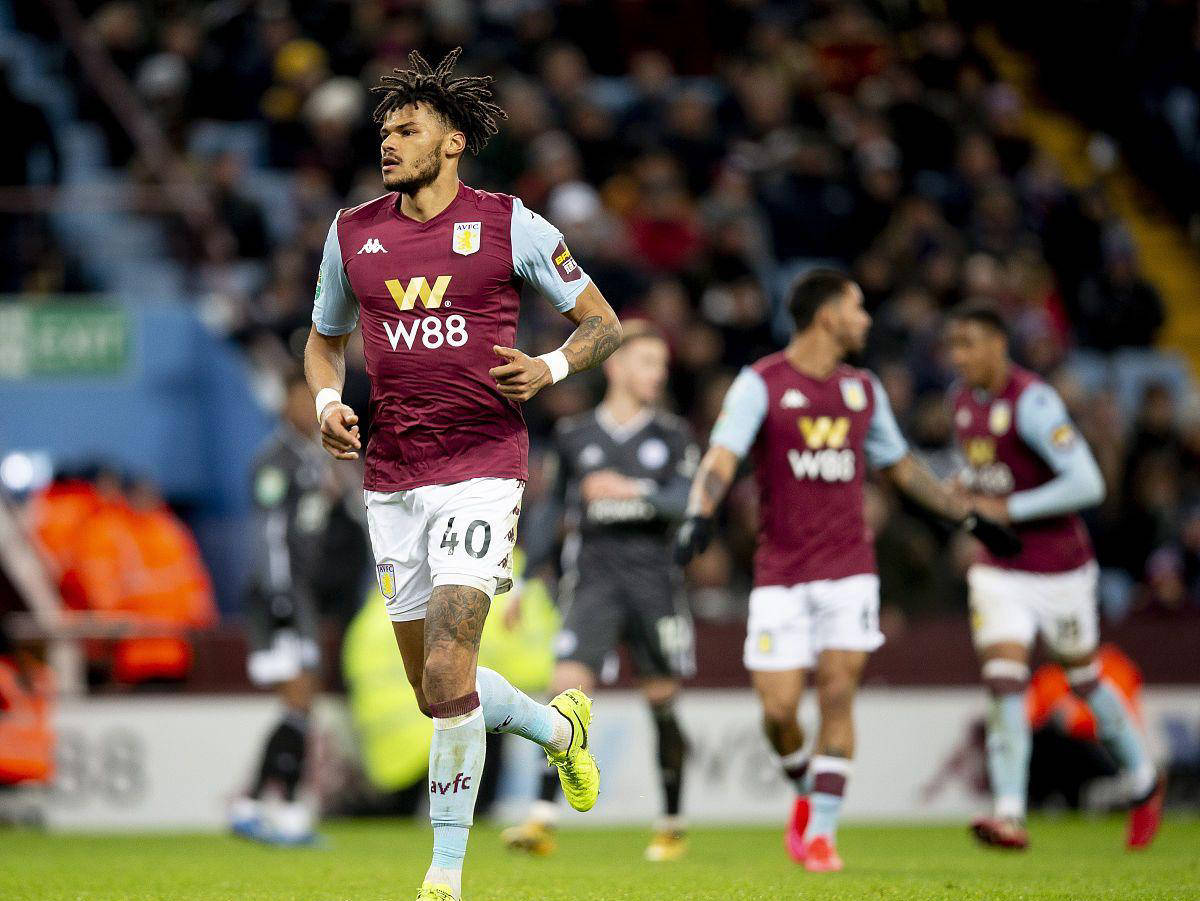 官方：邓弗里斯退出本期国家队集训，将直接返回俱乐部