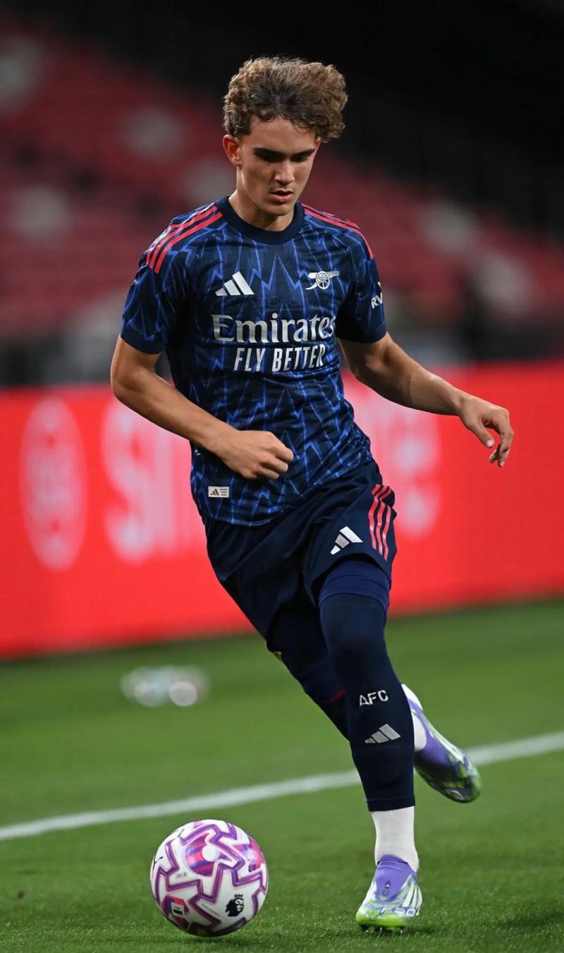 意甲第11轮最佳阵容：劳塔罗领衔，佩7、萨56、贝拉尔迪入选