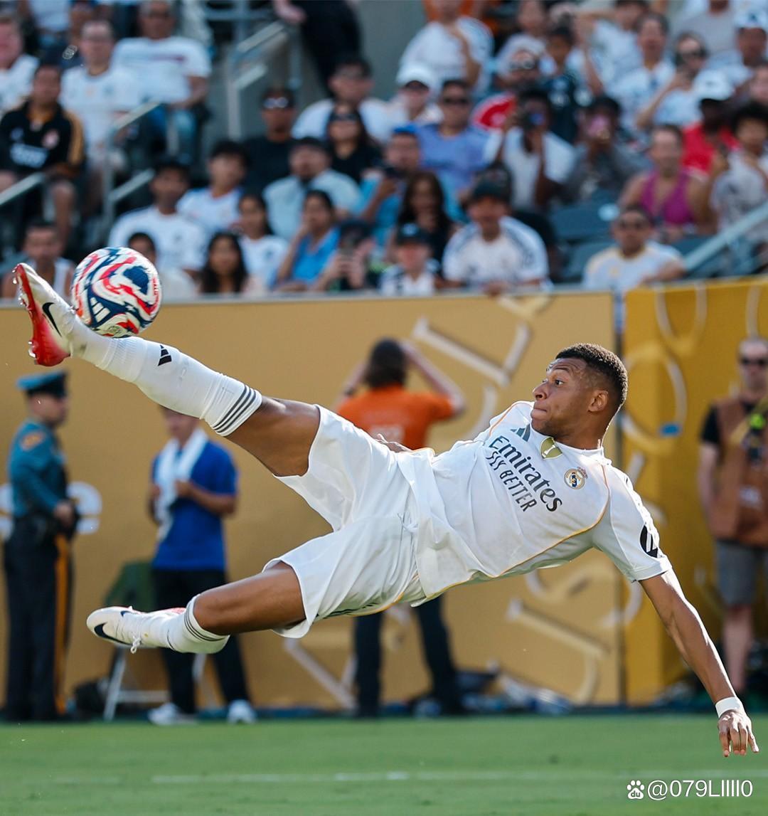 文章总结：曼城主场强势，桑德兰升班马表现稳定，曼城实力占优，但比赛难度大。