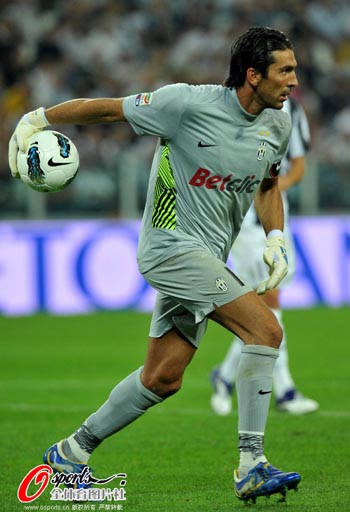 苏比门迪：和赖斯并肩作战激励我进步；非常感激阿隆索的教导