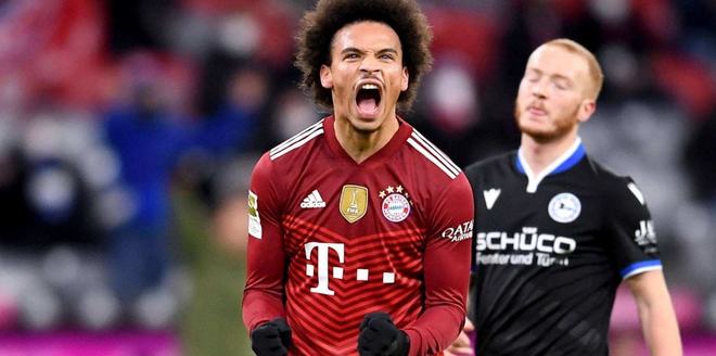 西甲半场：莫雷诺、科斯塔破门，比利亚雷亚尔1-1马略卡